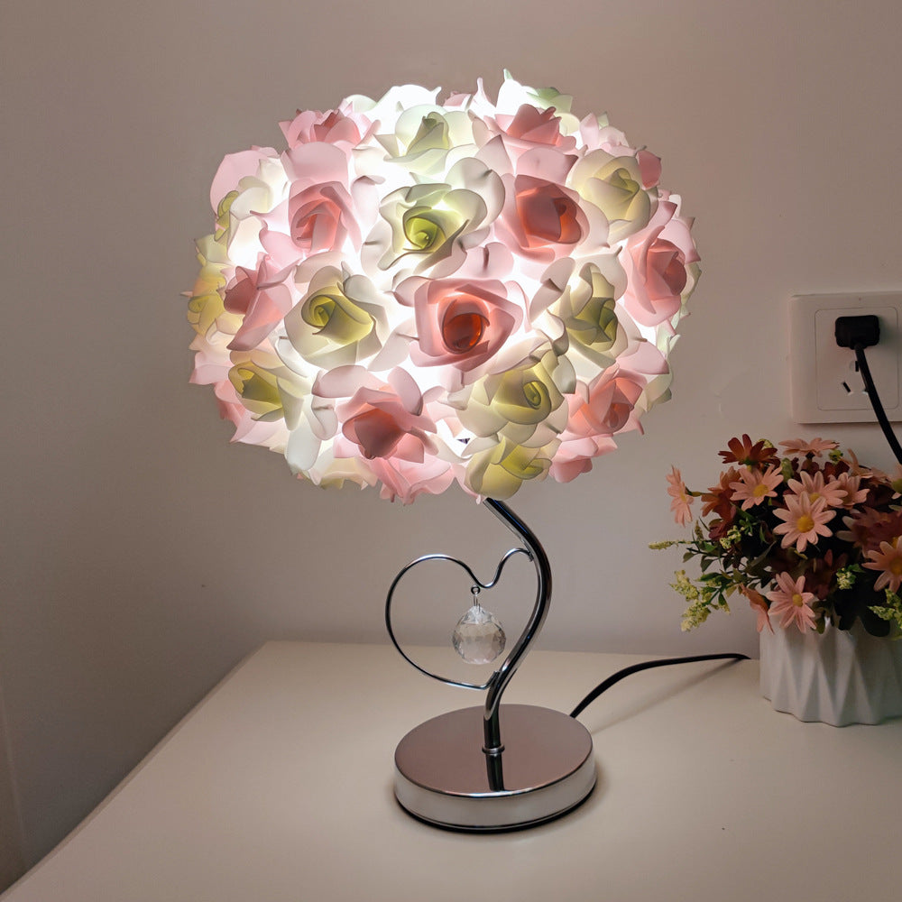 Rose-shaped table lamp
