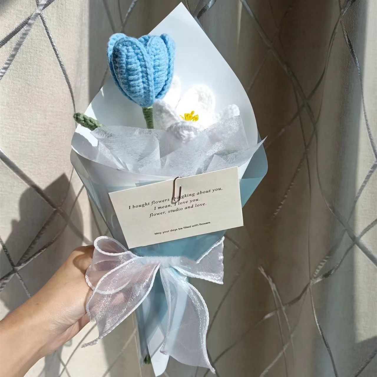 Rose and tulip knitted bouquet